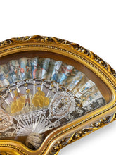 Carica l&#39;immagine nel visualizzatore di Gallery, Antique XVIII Century Framed French Fan - DeFrenS
