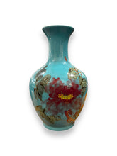 Carica l&#39;immagine nel visualizzatore di Gallery, Antique Chinese Vase
