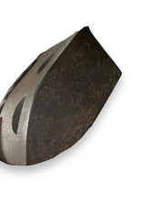 Cargar imagen en el visor de la galería, Antique Iron - DeFrenS
