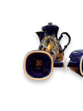 Lade das Bild in den Galerie-Viewer, Vintage Blue Tea Pot and 2 Cups
