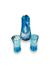 Cargar imagen en el visor de la galería, 3 piece Set Mary Gregory European Glass - Pitcher, 2 glasses - DeFrenS
