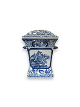 Load image into Gallery viewer, Blue/White Asian Urn w/ Lid - DeFrenS
