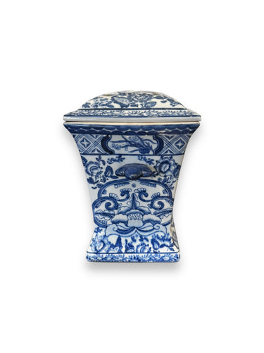 Blue/White Asian Urn w/ Lid - DeFrenS