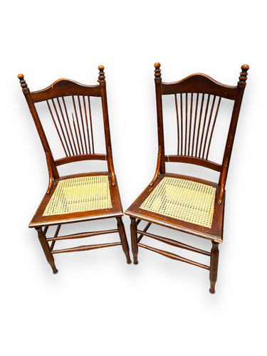 Set of 2 Antique Chairs - DeFrenS