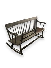 Cargar imagen en el visor de la galería, Black Nanny Rocker Bench - DeFrenS
