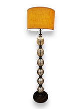 Carica l&#39;immagine nel visualizzatore di Gallery, Glass Floor Lamp - DeFrenS
