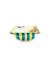 Cargar imagen en el visor de la galería, Mackenzie Childs Square Bowl - DeFrenS
