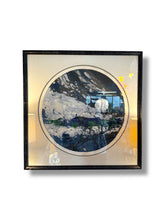 Lade das Bild in den Galerie-Viewer, Round Abstract Framed Art - DeFrenS
