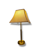 Charger l'image dans la galerie, Brass Table Lamp
