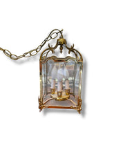 Lade das Bild in den Galerie-Viewer, Brass Hanging Light Fixture
