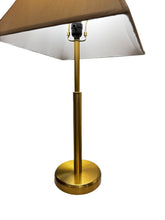 Charger l'image dans la galerie, Brass Table Lamp
