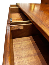 Lade das Bild in den Galerie-Viewer, Danish Flip Top Desk - DeFrenS
