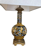 Lade das Bild in den Galerie-Viewer, Glen Earthenware Lamp
