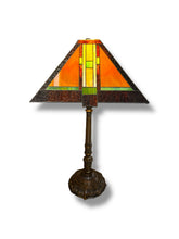 Load image into Gallery viewer, Tiffany Style Lamp - DeFrenS
