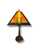 Load image into Gallery viewer, Tiffany Style Lamp - DeFrenS
