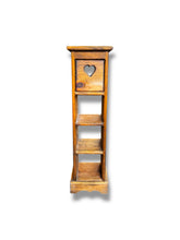 Charger l'image dans la galerie, Wood Shelf w/ Heart
