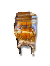Load image into Gallery viewer, Italian Bombe Chest

