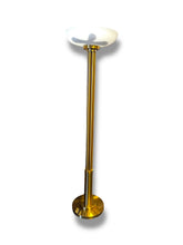 Carica l'immagine nel visualizzatore di Gallery, Gold Floor Lamp - DeFrenS
