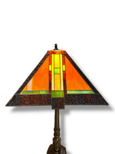 Load image into Gallery viewer, Tiffany Style Lamp - DeFrenS
