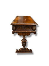 Lade das Bild in den Galerie-Viewer, Antique Spinet Desk - DeFrenS
