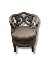 Carica l'immagine nel visualizzatore di Gallery, Set of 2 - Designer Chairs - DeFrenS
