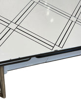 Cargar imagen en el visor de la galería, Retro Table &amp; 4 Chairs - DeFrenS
