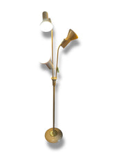 Cargar imagen en el visor de la galería, MCM Beige Lamp - DeFrenS
