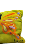 Cargar imagen en el visor de la galería, Butterfly Embroidered Pillow
