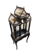 Lade das Bild in den Galerie-Viewer, Black Standing Terrarium
