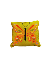 Cargar imagen en el visor de la galería, Butterfly Embroidered Pillow
