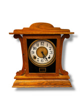 Charger l'image dans la galerie, Wood Table Clock - DeFrenS
