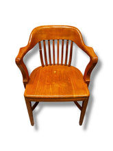 Carica l'immagine nel visualizzatore di Gallery, Wood Side Chair - DeFrenS
