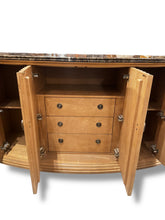 Charger l'image dans la galerie, Bernhardt Credenza
