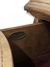 Carica l'immagine nel visualizzatore di Gallery, Hooker Gentleman's Chest - DeFrenS
