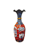 Carica l'immagine nel visualizzatore di Gallery, Japanese Imari Vase
