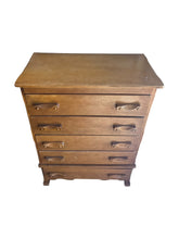 Lade das Bild in den Galerie-Viewer, 5 Drawer Pine Dresser - DeFrenS

