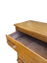 Lade das Bild in den Galerie-Viewer, 5 Drawer Pine Dresser - DeFrenS
