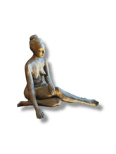 Charger l'image dans la galerie, Nude Woman Sculpture - DeFrenS
