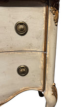 Lade das Bild in den Galerie-Viewer, Hooker Gray/Gold Side Table

