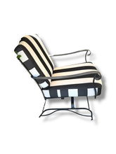 Lade das Bild in den Galerie-Viewer, Setof2-B&amp;W Outdoor Chairs
