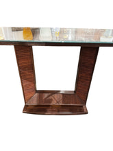Carica l'immagine nel visualizzatore di Gallery, Wood Console
